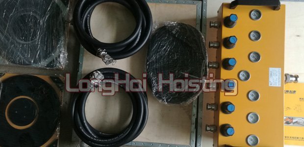 24T氣(qi)墊搬運(yun)車(che)案(an)例(li):風(feng)電整(zheng)機搬(ban)運 24T氣(qi)墊(dian)搬(ban)運車(che)案例(li):風電整機(ji)搬(ban)運(yun)